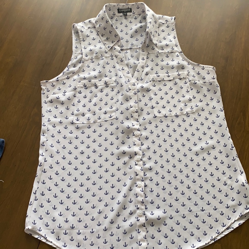 Women’s button down shirt